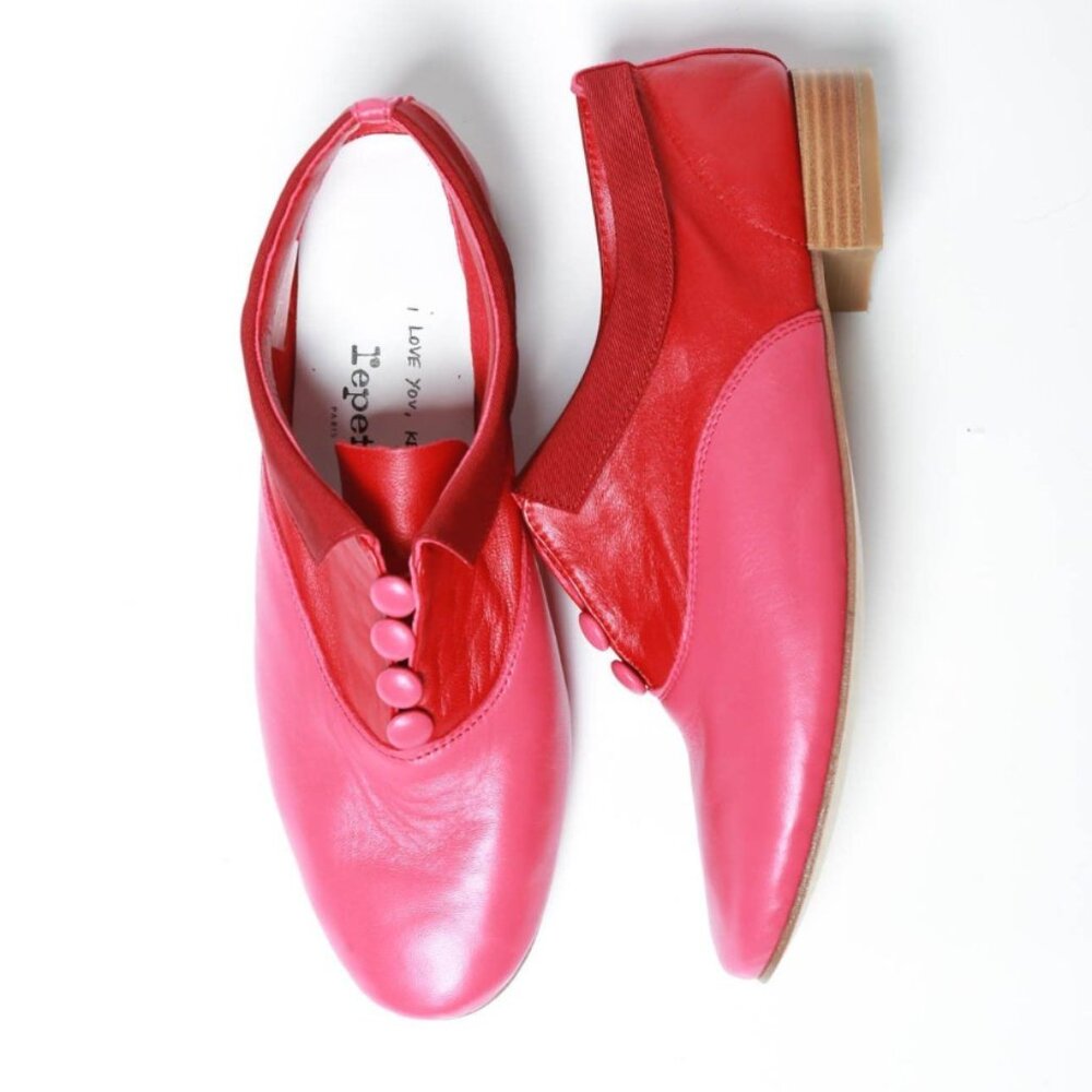 Repetto Zizi x Sia slip-on loafer red rich fuchsia ~ Pierrot clown vibes <3